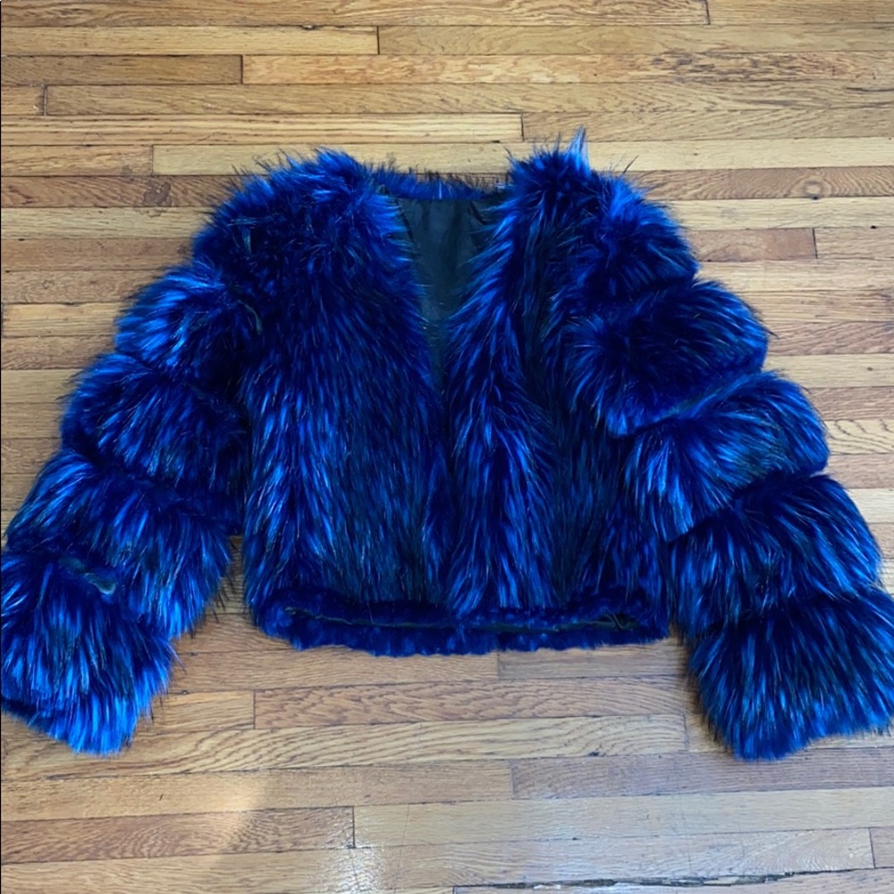Blue puff faux fur coat